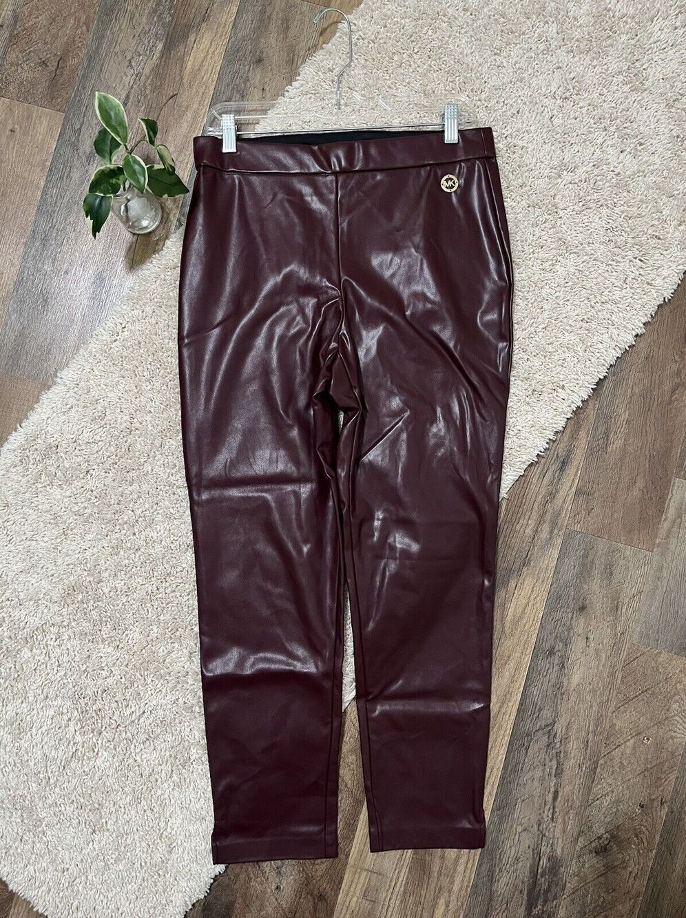 Michael Michael Kors Size Medium Burgundy Faux Leather Pull-On Skinny Pants